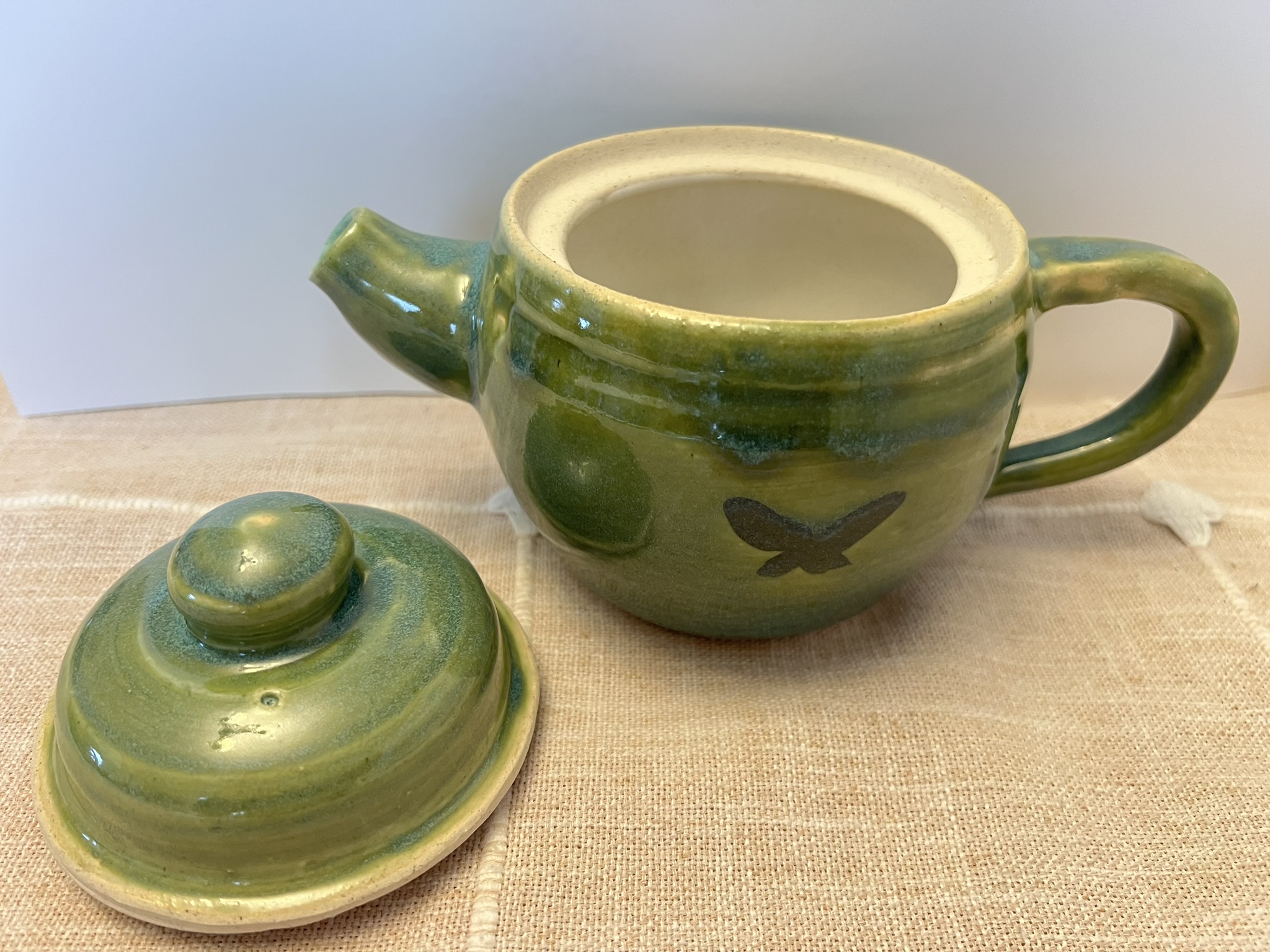 Butterfly Teapot photo 2